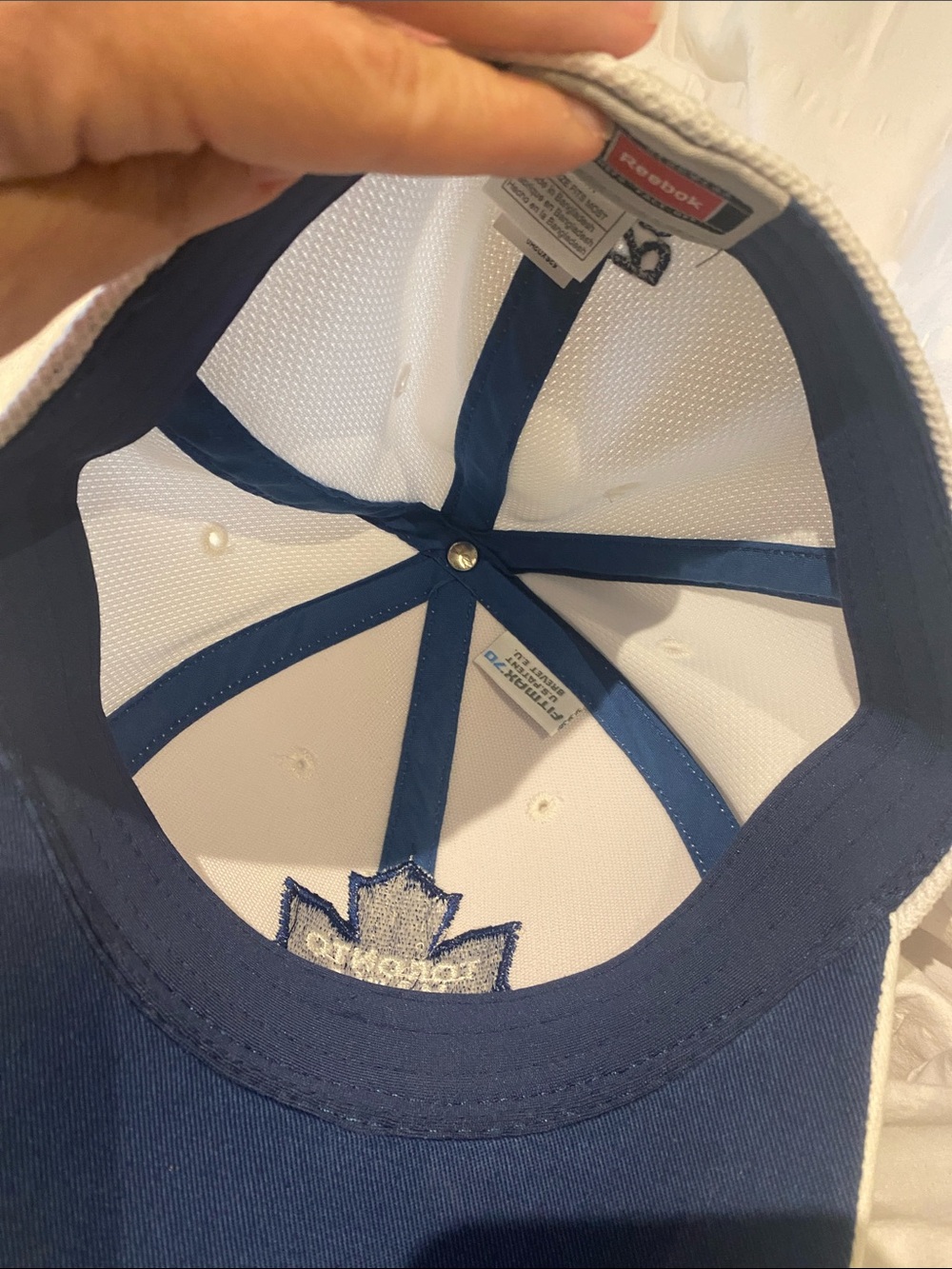 Hat - Reebok Cap - Picture 4 of 4